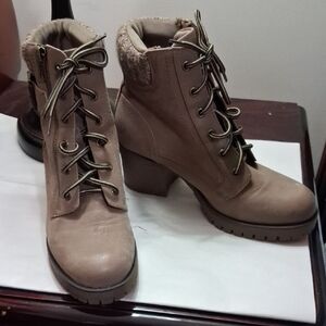 MIA Women's Lace-Up Beige Boots
